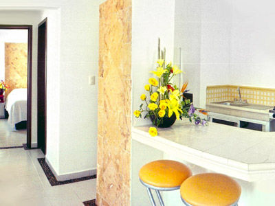 Hotel Angeles & 3*